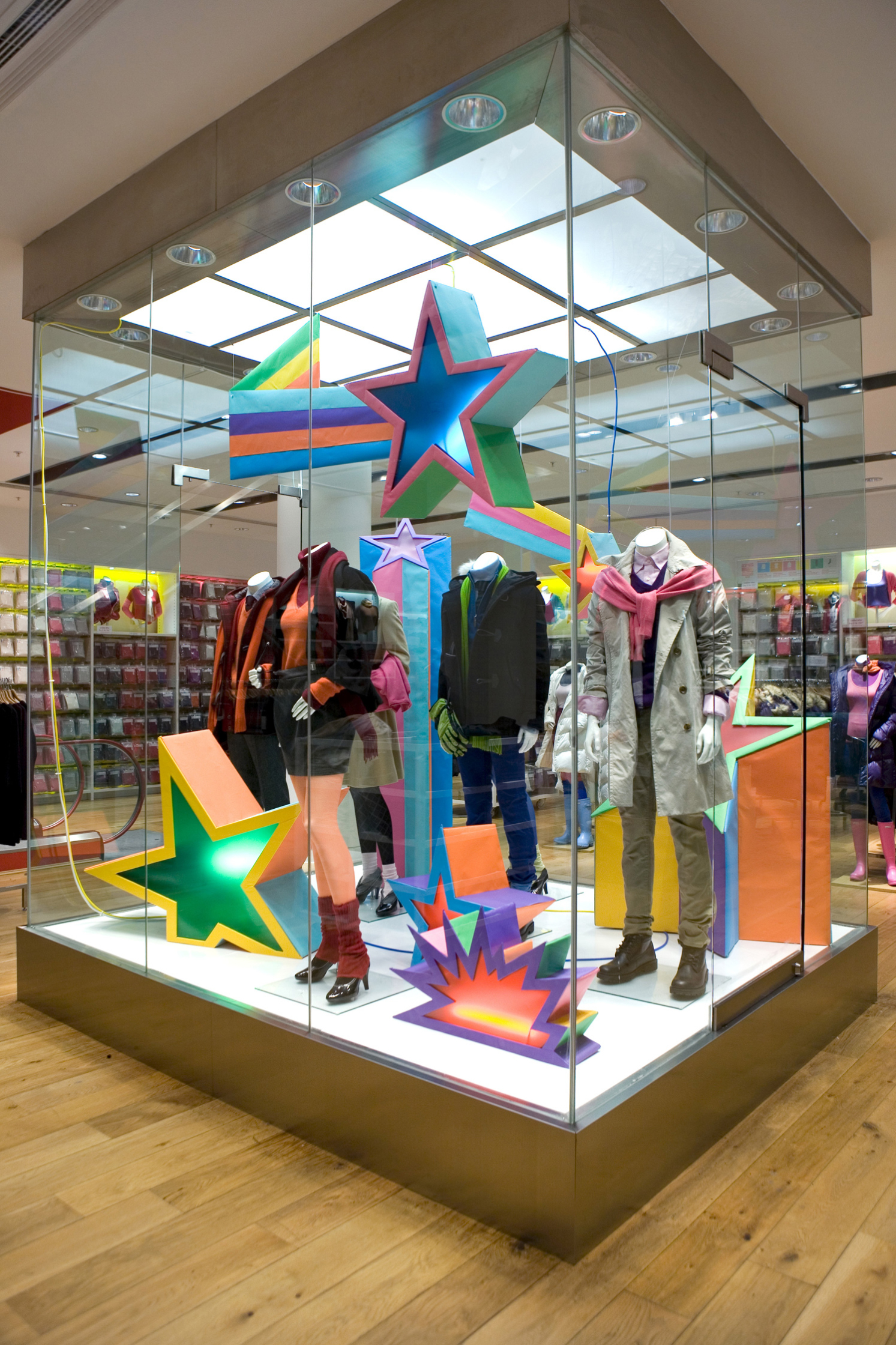 Uniqlo Christmas Store Installation Paper Work Debut Art