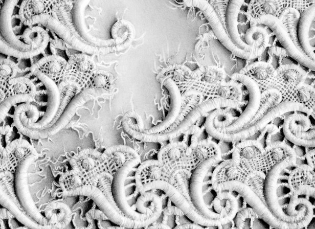 Fraying White Lace Detail