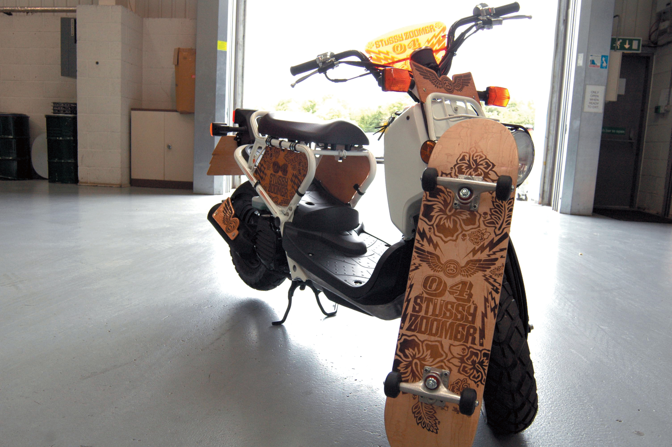StÃ¼ssy Zoomer (Honda) bike