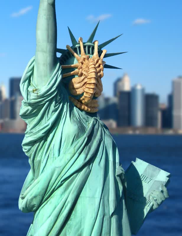 Statue of Liberty Aliens